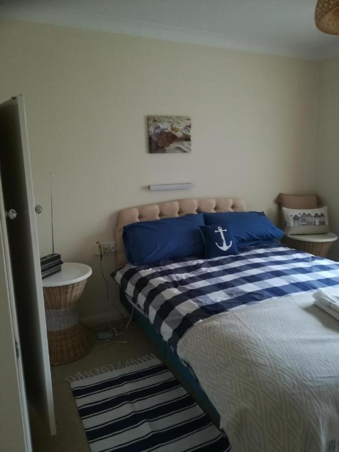 Pine Lodge Бартон-он-Си Экстерьер фото